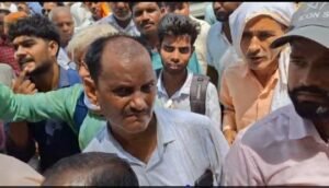 लखनऊ18जुलाई25*प्रदेश भर से हजारों की संख्या में कोटेदार जवाहर भवन पर कर रहे प्रदर्शन*,