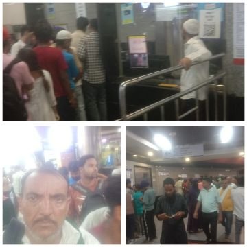 नई दिल्ली20जुलाई25*मेट्रो स्टेशनों पर टिकट या कार्ड निकास द्वार पर मशीन पर रिसीव न होने पर 10-10 रुपये के हिसाब से हो रही अंधाधुंध लूट।