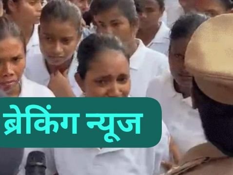 गोरखपुर23जुलाई25*600 ट्रेनी महिला सिपाही रोते-चिल्लाते बाहर आईं: एक बोली- बाथरूम में कैमरे लगे