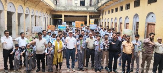 वाराणसी26जुलाई25*" नमामि गंगे ने श्री अग्रसेन इंटर कॉलेज के विद्यार्थियों को पढ़ाया पर्यावरण संरक्षण का पाठ "