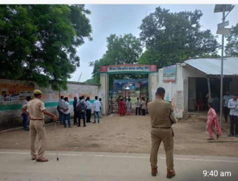 कौशाम्बी27जुलाई25*अपर पुलिस अधीक्षक ने किया परीक्षा केदो का भ्रमण*