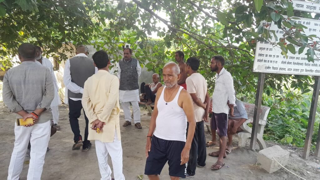 अयोध्या 24अगस्त 25*कांग्रेस नेता दयानन्द शुक्ला ने बाढ़ प्रभावित परिवारों को राहत सामग्री वितरित की* अयोध्या 24अगस्त 25*कांग्रेस नेता दयानन्द शुक्ला ने बाढ़ प्रभावित परिवारों को राहत सामग्री वितरित की*