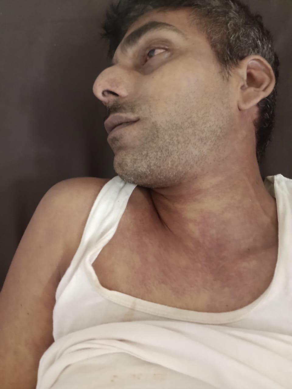 प्रतापगढ़27अगस्त 25*यूपीआजतक न्यूज़ चैनल पर करेंट लगने से हुई युवक की मौत।