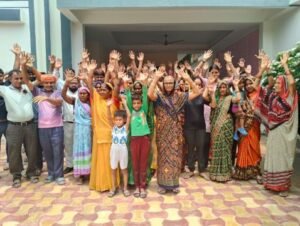 अयोध्या2अगस्त25*रामनवमी अयोध्या में एक बार फिर विकास के नाम पर लोगों का आशियाना गिराने की तैयारी में है रेल प्रशासन.