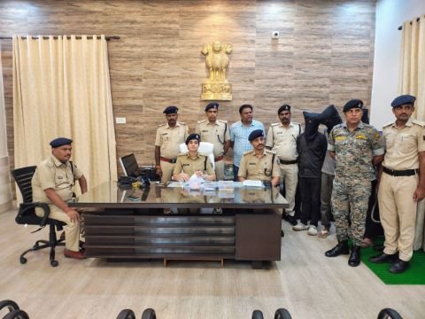 पूर्णिया बिहार2अगस्त25* DIGITAL ARREST के कांड में जीरो टॉलरेन्स दिखाते हुए तीन अभियुक्त गिरफ्तार।