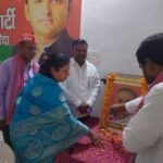 देवरिया5अगस्त25*छोटे लोहिया जनेश्वर मिश्र का जन्मदिन मनाया गया।
