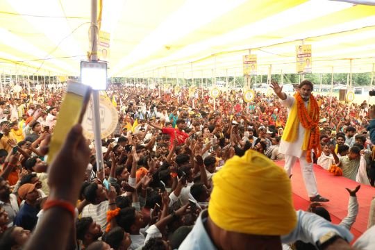 पूर्णिया बिहार 8 अगस्त 25**प्रशांत किशोर ने पटना में छात्रों पर लाठीचार्ज के मुद्दे पर नीतीश कुमार को घेरा,