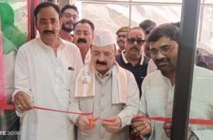 सुल्तानपुर10अगस्त25*अमेठी सांसद किशोरी लाल शर्मा ने रविवार को सुल्तानपुर पहुंचकर निर्वाचन आयोग और भाजपा पर तीखा हमला बोला।