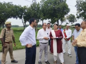 कौशांबी11अगस्त25*आईजीआरएस की शिकायतों के निस्तारण की स्थिति का मौके पर जाकर डीएम ने किया सत्यापन*