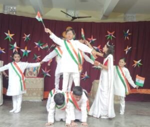 वाराणसी16अगस्त25*मालवीय शिशु विहार .मे हर्षोल्लास के साथ मना स्वतंत्रता दिवस