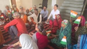 कौशांबी16अगस्त25*मुख्य विकास अधिकारी ने वृद्धाश्रम का किया औचक निरीक्षण*