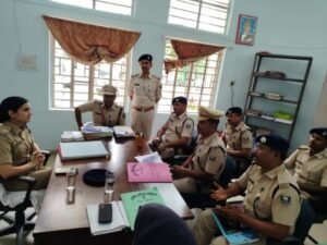 पूर्णिया बिहार16अगस्त25*पूर्णिया पुलिस अधीक्षक सुश्री स्वीटी सहरावत धमदाहा अंचल कार्यालय का निरीक्षण किया