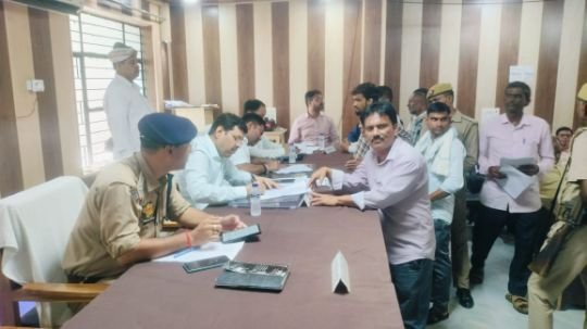 अयोध्या18अगस्त25*रुदौली में स्ट्रीट लाइट घोटाला, एक महीने में ही खराब हुईं लाखों की लाइटें