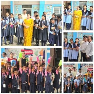 सन्तकबीरनगर21अगस्त25*15 अगस्त पर आयोजित कार्यक्रम में प्रतिभाग करने वाले छात्र-छात्राओं में किया गया पुरस्कार वितरण कार्यक्रम।*