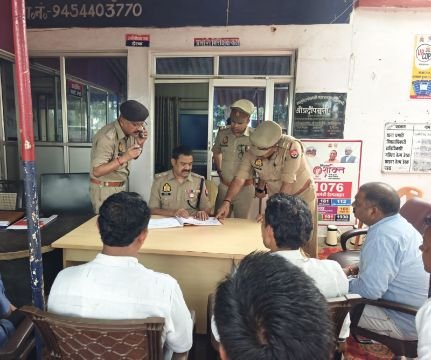 कौशाम्बी23अगस्त25*कड़ा धाम थाना में एसपी ने सुनी फरियाद*