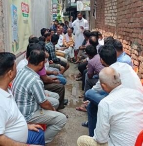 कानपुर नगर24अगस्त25*अतिक्रमण के नाम पर आए दिन व्यापारियों का हो रहा उत्पीड़न।