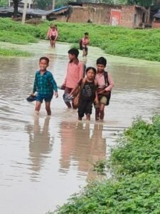 कौशाम्बी27अगस्त25*आजादी के 70 साल बाद स्कूल जाने का नहीं बन सका रास्ता*