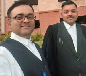 अयोध्या28अगस्त25*युवा अधिवक्ता विकास श्रीवास्तव तथा अरविंद पांडे ने शिवकुमार मौर्य का जमानत प्रार्थना पत्र निरस्त कराया