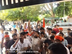 कानपुर नगर29अगस्त25*छात्र संघ बहाली मोर्चा ने भारी संख्या में छात्र संघ चुनाव बहाली के लिए जिलाधिकारी को ज्ञापन सौंपा*