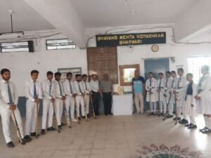 कौशाम्बी29अगस्त25* भवन्स मेहता विद्याश्रम के छात्रों ने हांकी के जादूगर मेजर ध्यानचंद का जन्मदिन बड़े उत्साह के साथ मनाया**