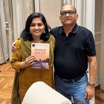 लखनऊ31अगस्त25*प्रतियोगी परीक्षाओं के अभ्यर्थियों के लिए लिखी पुस्तक *"इंडियन पॉलिटी"* का राजधानी में विमोचन. लखनऊ31अगस्त25*प्रतियोगी परीक्षाओं के अभ्यर्थियों के लिए लिखी पुस्तक *"इंडियन पॉलिटी"* का राजधानी में विमोचन.