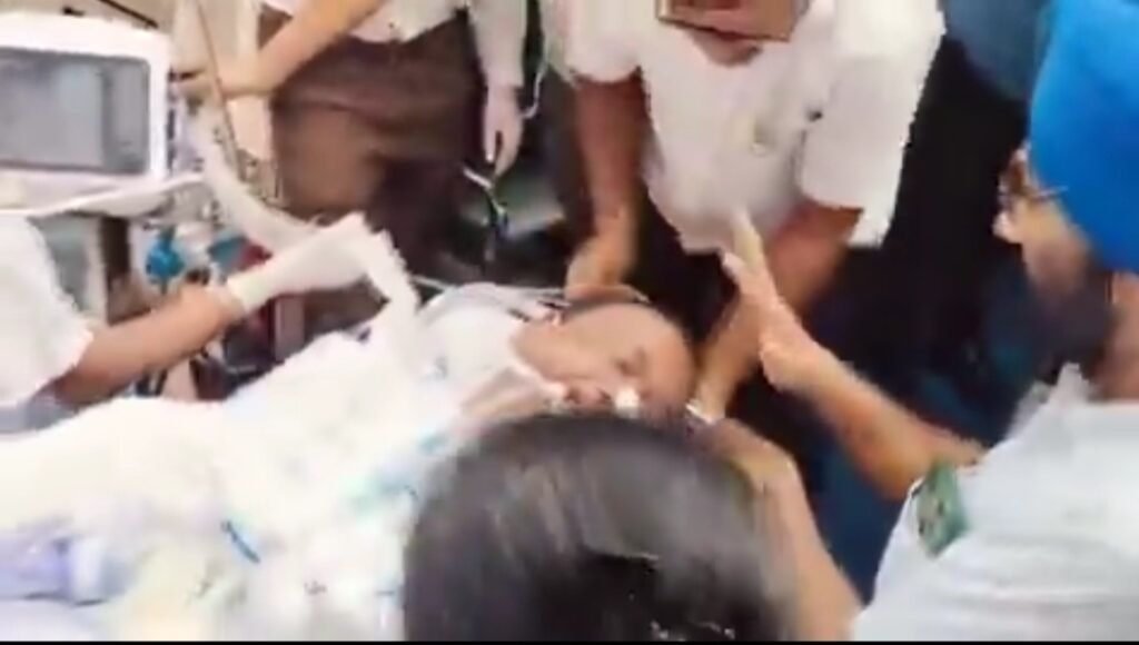 झारखंड2अगस्त25*झारखंड के शिक्षा मंत्री रामदास सोरेन को एयरलिफ्ट कर दिल्ली लाया जा रहा है..!*