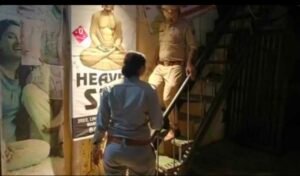 मथुरा 23 अगस्त 25 मथुरा कृष्ण नगर में दो जगह चल रहे जिस्म फरोशी के धंधे पर पुलिस ने मारा छापा