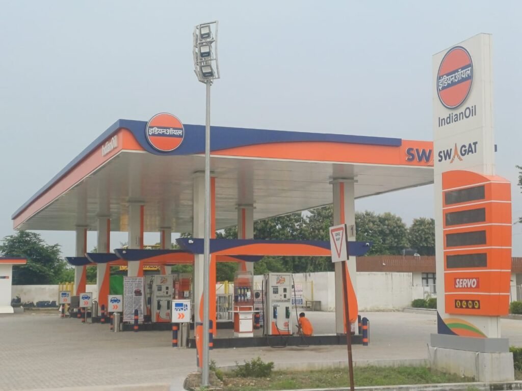 कौशाम्बी1सितम्बर25*''नो हेल्मेट-नो फ्यूल' अभियान चलाकर आमजन को किया गया जागरूक* कौशाम्बी1सितम्बर25*''नो हेल्मेट-नो फ्यूल' अभियान चलाकर आमजन को किया गया जागरूक*