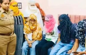 वाराणसी11सितम्बर25*उत्तर प्रदेश क़े वाराणसी जिले में सेक्स रैकेट के पकड़े जाने का सिलसिला जारी है।