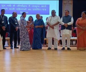 कानपुर नगर17सितम्बर25*गांव का विकास चाहिए तो कंचन राणा जी जैसी प्रधान चुनिए।