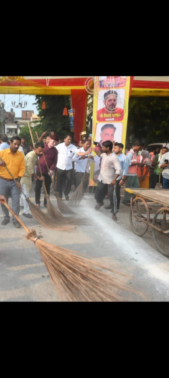 कानपुर नगर26सितम्बर25*उत्तर प्रदेश सरकार बुरी नहीं बुरा बनाया जा रहा है ढोंग अभियान चलाकर* कानपुर नगर26सितम्बर25*उत्तर प्रदेश सरकार बुरी नहीं बुरा बनाया जा रहा है ढोंग अभियान चलाकर*