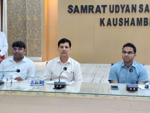 कौशाम्बी1सितम्बर25*जनपद में निवास न करने वाले डायट मेंटर का एच.आर.ए. रोकने के निर्देश*