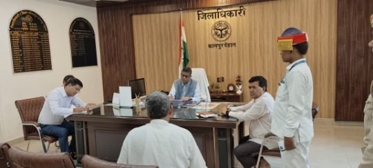 कानपुर देहात,01सितंबर25*जिलाधिकारी ने जनसुनवाई में सुनी आमजन की समस्याएँ, समयबद्ध एवं गुणवत्तापूर्ण निस्तारण के निर्देश*