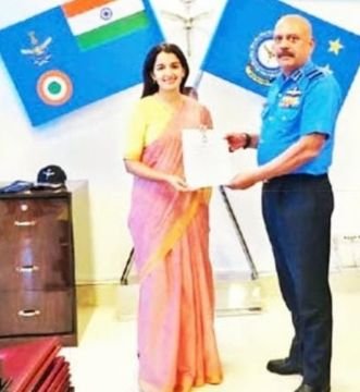 लखनऊ5सितम्बर25*PCS अधिकारी संगीता राघव को वायुसेना ने किया सम्मानित लखनऊ5सितम्बर25*PCS अधिकारी संगीता राघव को वायुसेना ने किया सम्मानित