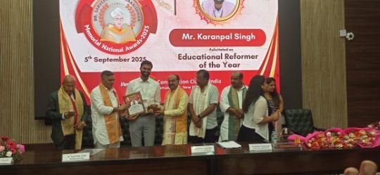 नई दिल्ली/मथुरा5सितम्बर25*शिक्षा क्षेत्र में उत्कृष्ट योगदान के लिए करनपाल सिंह नई दिल्ली में सम्मानित*
