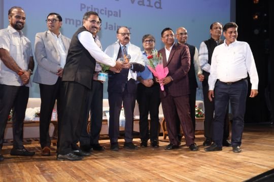 जयपुर5सितम्बर25*माहेश्वरी शिक्षा समिति द्वारा किया गया शिक्षकों का सम्मान* जयपुर5सितम्बर25*माहेश्वरी शिक्षा समिति द्वारा किया गया शिक्षकों का सम्मान*