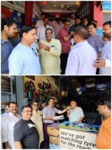 लखीमपुर खीरी5सितम्बर25*जीएसटी स्लैब घटने और छूट मिलने पर व्यापारियों ने मिठाई बांटकर जश्न मनाया।