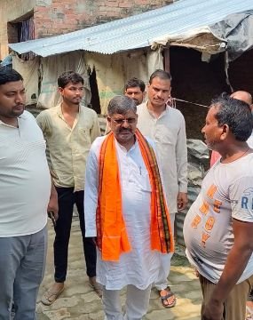 अयोध्या7सितम्बर26*विधायक ने संक्रमित मरीजों के घर-घर जाकर जाना हाल,स्वास्थ्य विभाग को दिए कैंप लगाने के निर्देश