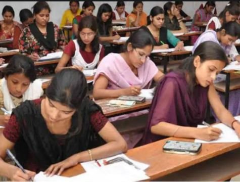 लखनऊ8सितम्बर25*UP के युवाओं के लिए बड़ा मौका-4 साल बाद होगा एग्जाम-यूपी TET परीक्षा जनवरी में--*