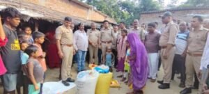 सुल्तानपुर8सितम्बर25*अनाथ बच्चों का सहारा बनी खाकी : पिता की हत्या,मां जेल में,पुलिस ने पहुँचाई मदद*