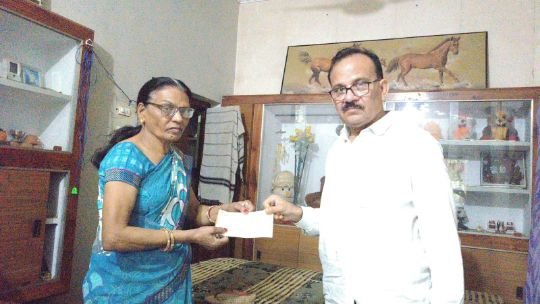 लखीमपुर खीरी9सितम्बर25*बार काउंसिल उ0प्र0 ने स्व रवि प्रकाश वर्मा एडवोकेट के परिवार को ₹3,00,000 की आर्थिक सहायता प्रदान की है, लखीमपुर खीरी9सितम्बर25*बार काउंसिल उ0प्र0 ने स्व रवि प्रकाश वर्मा एडवोकेट के परिवार को ₹3,00,000 की आर्थिक सहायता प्रदान की है,