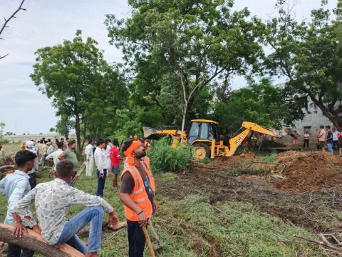 कानपुर नगर11सितम्बर25*कब्जा मुक्त करवाने के लिए पहुंची राजस्व की टीम