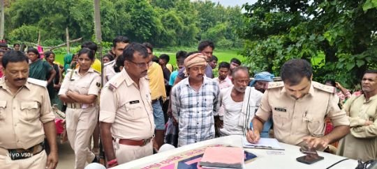 पूर्णिया बिहार 12 सितंबर 25* डगरूआ पुलिस की बड़ी कामयाबी हत्या के मामले में फरार दो आरोपित गिरफ्तार पूर्णिया बिहार 12 सितंबर 25* डगरूआ पुलिस की बड़ी कामयाबी हत्या के मामले में फरार दो आरोपित गिरफ्तार