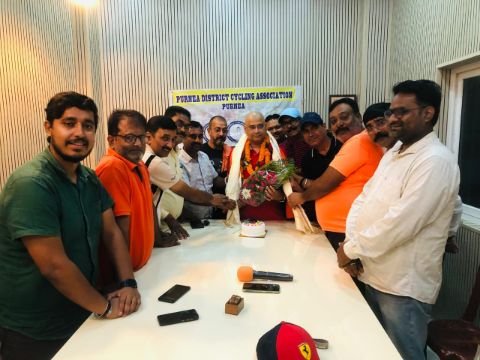 पूर्णिया बिहार15सितंबर25*डाoआलोक कुमार के आईएमए अध्यक्ष बनने पर ,पीडीसीए ने किया सम्मान समारोह आयोजित।