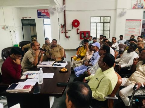 कौशाम्बी16सितम्बर25*नवरात्रि पर्व को लेकर कोखराज थाने में एसडीएम सीओ ने की बैठक* कौशाम्बी16सितम्बर25*नवरात्रि पर्व को लेकर कोखराज थाने में एसडीएम सीओ ने की बैठक*