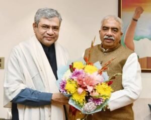 कानपुर देहात19सितम्बर25*मंत्री राकेश सचान के प्रयासों से पुखरायां स्टेशन पर दो महत्वपूर्ण ट्रेनों का प्रायोगिक ठहराव स्वीकृत*