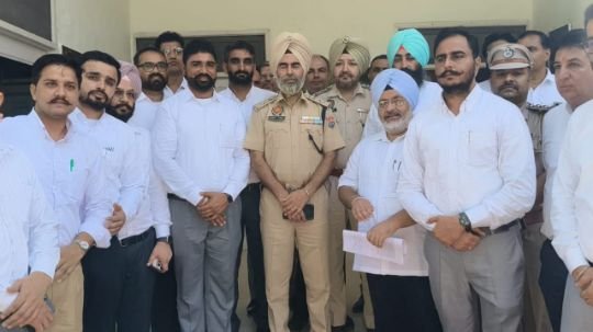 पंजाब22सितम्बर25*बार एसोसिएशन अबोहर का बड़ा ऐलान,4-5 नशा व लूटपाट के केसों वाले व्यक्ति की वकालत नहीं करेंगे