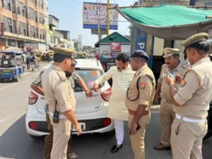 सहारनपुर24सितम्बर25*जातिसूचक शब्द, काली फ़िल्म, स्टंट दिखाने वालो पर यातायात पुलिस का शिकंजा*