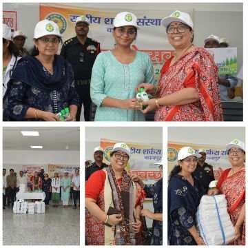 कानपुर नगर25सितम्बर25*स्वच्छता ही सेवा कार्यक्रम के तहत आरोग्यधाम अस्पताल में आवश्यक सामग्री प्रदान की गई।