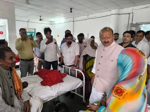 अनूपपुर26सितम्बर25*राज्य मंत्री श्री जायसवाल ने सामुदायिक स्वास्थ्य केंद्र कोतमा किया निरीक्षण